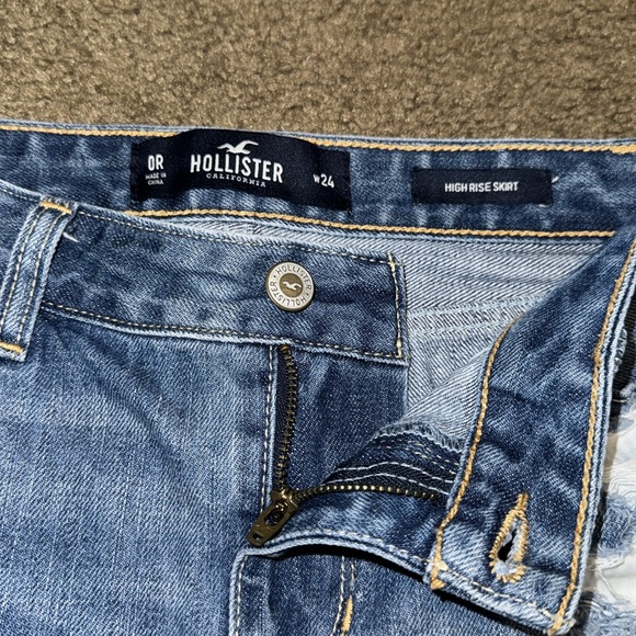 Hollister denim skirt - Picture 2 of 5